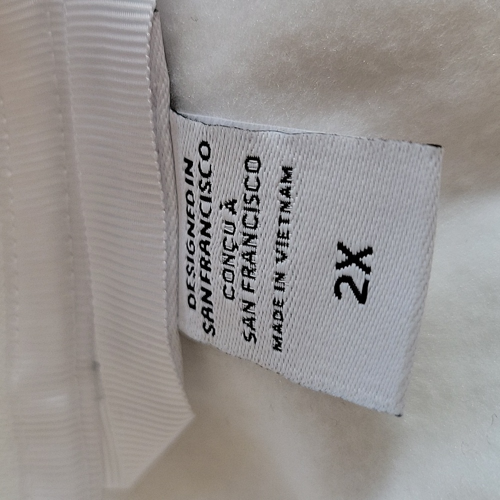 Athleta Triumph Hoodie In White - Picture 8 of 16